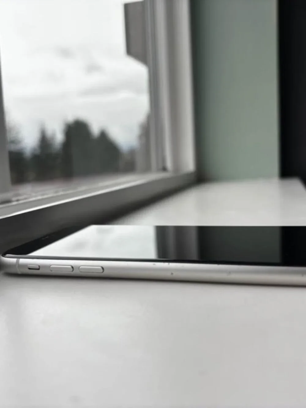 Unlocked White iPhone 11 64GB
